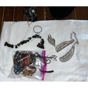 1-2lbs Mix Lot of BROKEN Vintage + Modern Costume Jewelry